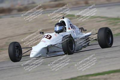 media/Oct-25-2025-CalClub SCCA (Sat) [[34c778dfbe]]/Group 6/Qualifying/